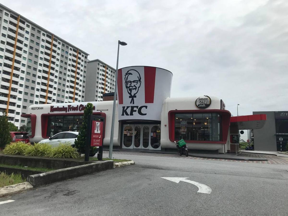 Homestay 3Br Near Setia Alam Shah Alam Exterior photo
